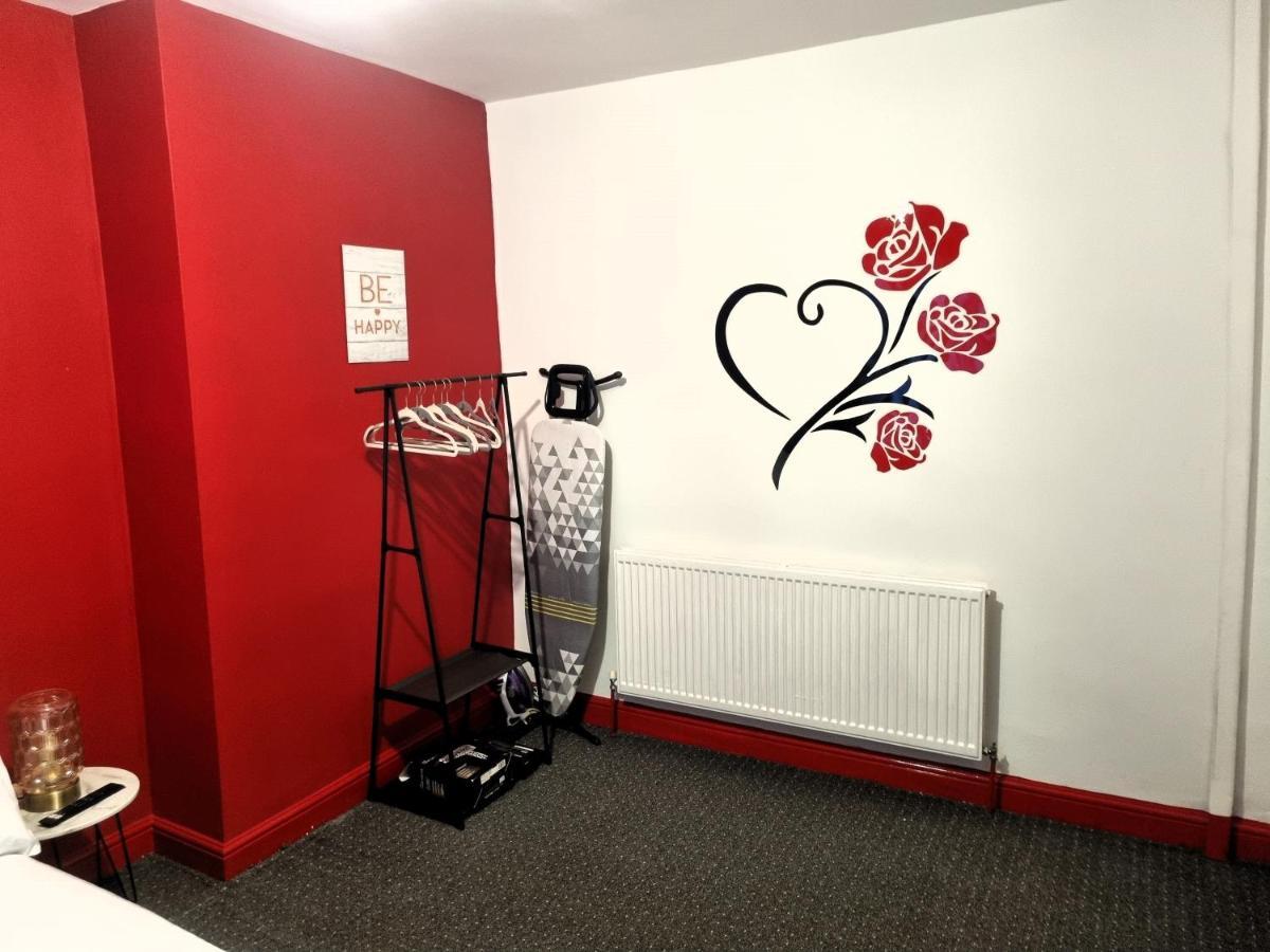 *1Es* For Your Most Relaxed & Cosy Stay + Free Parking + Free Fast Wifi * 利兹 外观 照片