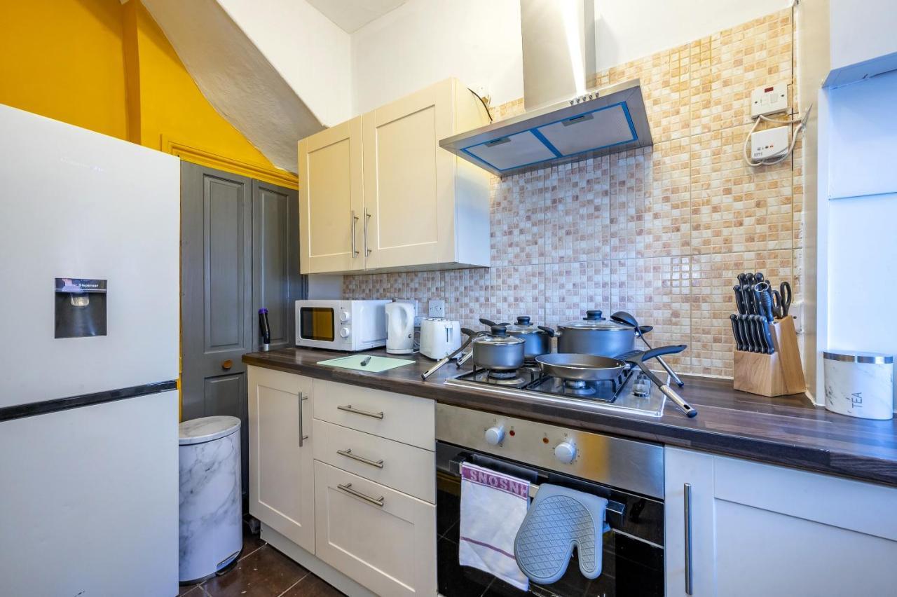 *1Es* For Your Most Relaxed & Cosy Stay + Free Parking + Free Fast Wifi * 利兹 外观 照片